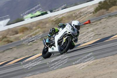 media/Oct-02-2025-Racers Edge (Thu) [[2c91cb6ab3]]/2-A Group/Session 3-Turn 4 Part 2 (1145am)/